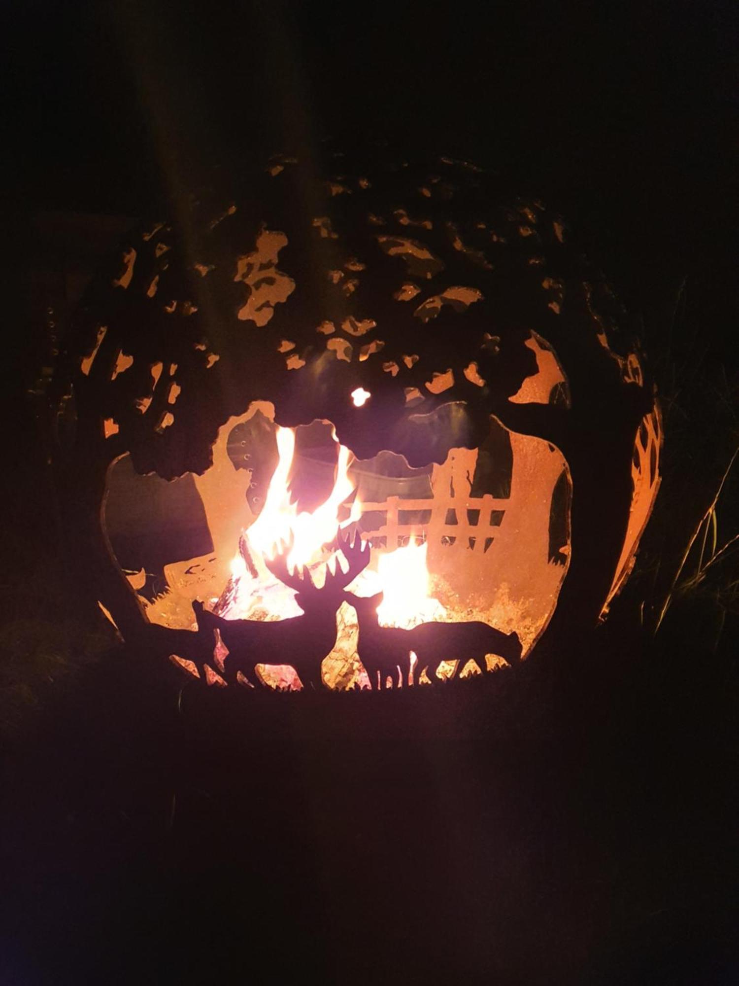 Gilfach Gower Farm Luxury Yurt With Hot Tub Hotel Ammanford Kültér fotó