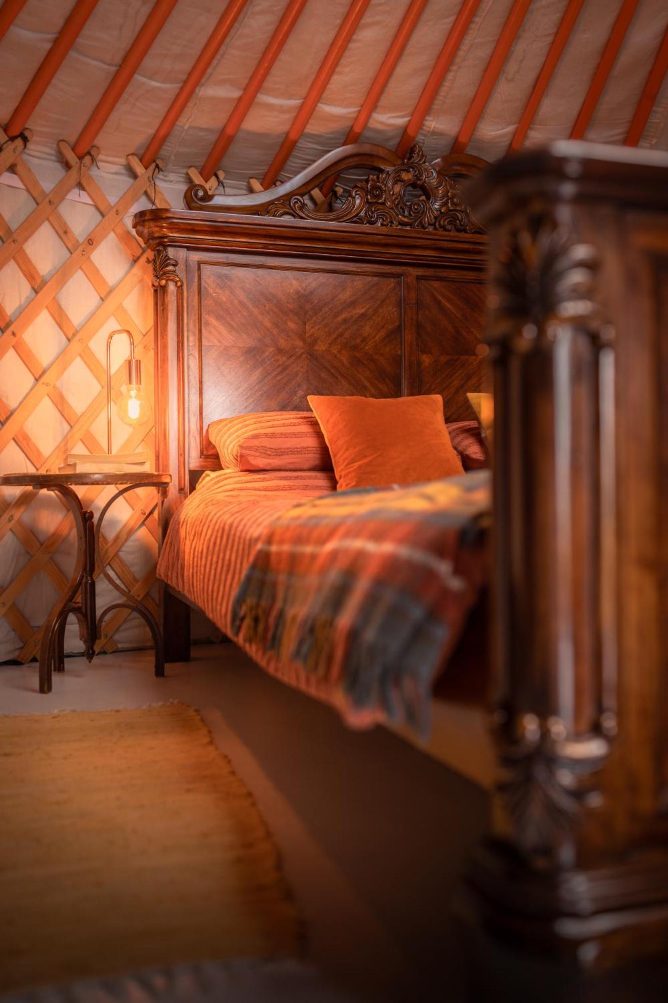 Gilfach Gower Farm Luxury Yurt With Hot Tub Hotel Ammanford Kültér fotó