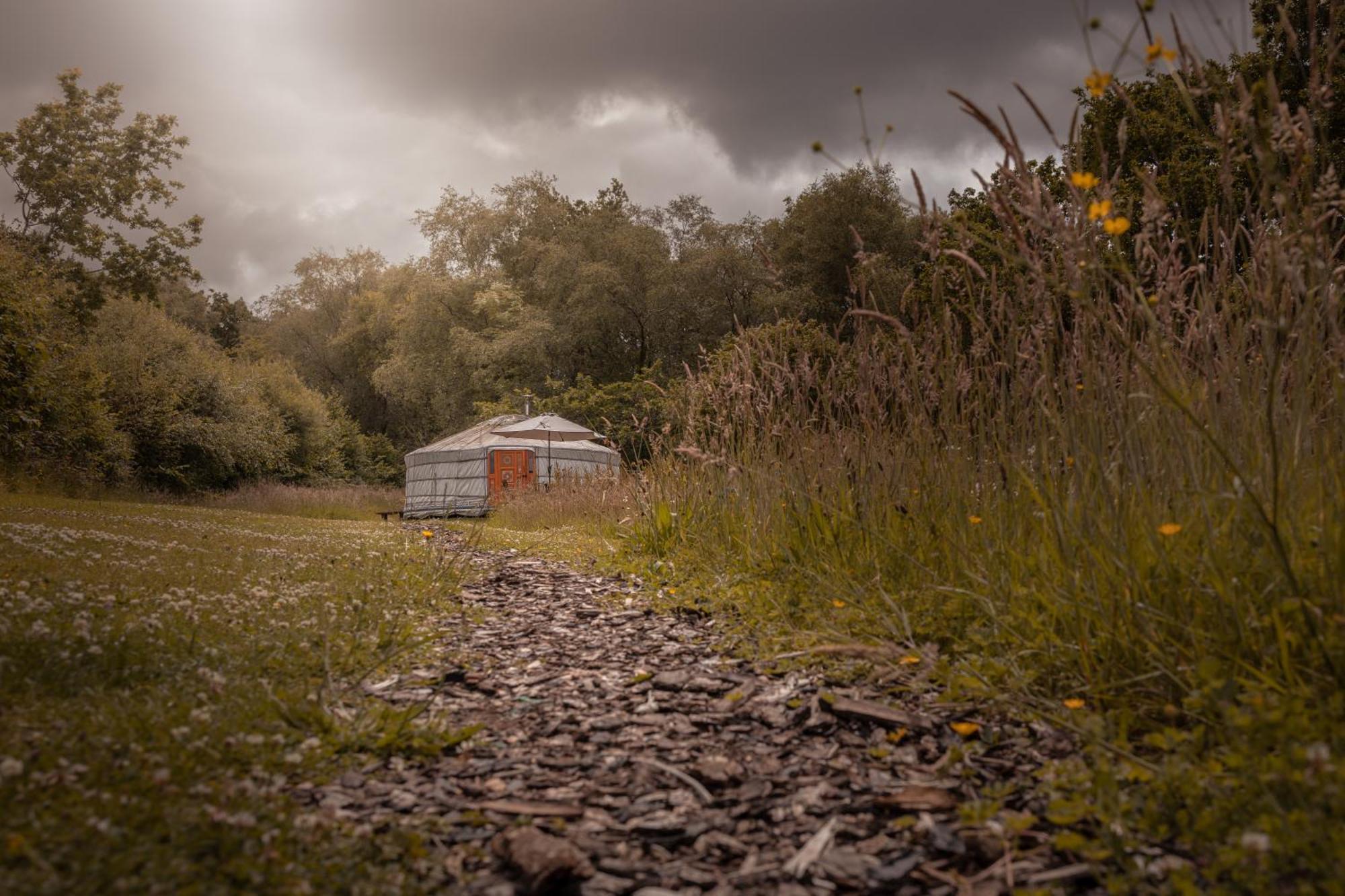 Gilfach Gower Farm Luxury Yurt With Hot Tub Hotel Ammanford Kültér fotó